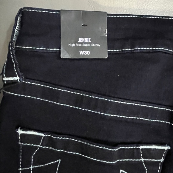 NWT - True Religion Women’s Jennie Curvy High Rise Super Skinny Jeans - Size 30 - Picture 10 of 13